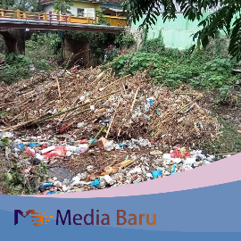 Tumpukan Sampah di Jembatan Ranggo Dikeluhkan Warga
