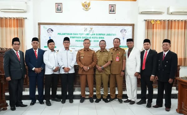 Wali Kota Bima Lantik Pimpinan Baznas Kota Bima