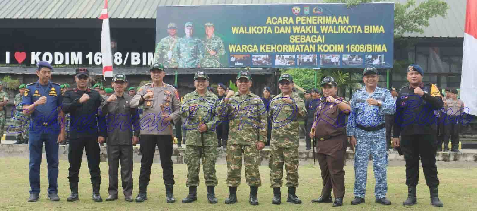 Ketua DPRD Kota Bima Hadiri Penerimaan Wali Kota dan Wakil Wali Kota sebagai Warga Kehormatan Kodim 1608/Bima